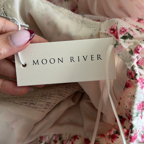 Moon River Maxi Dress - Picture 9 of 11